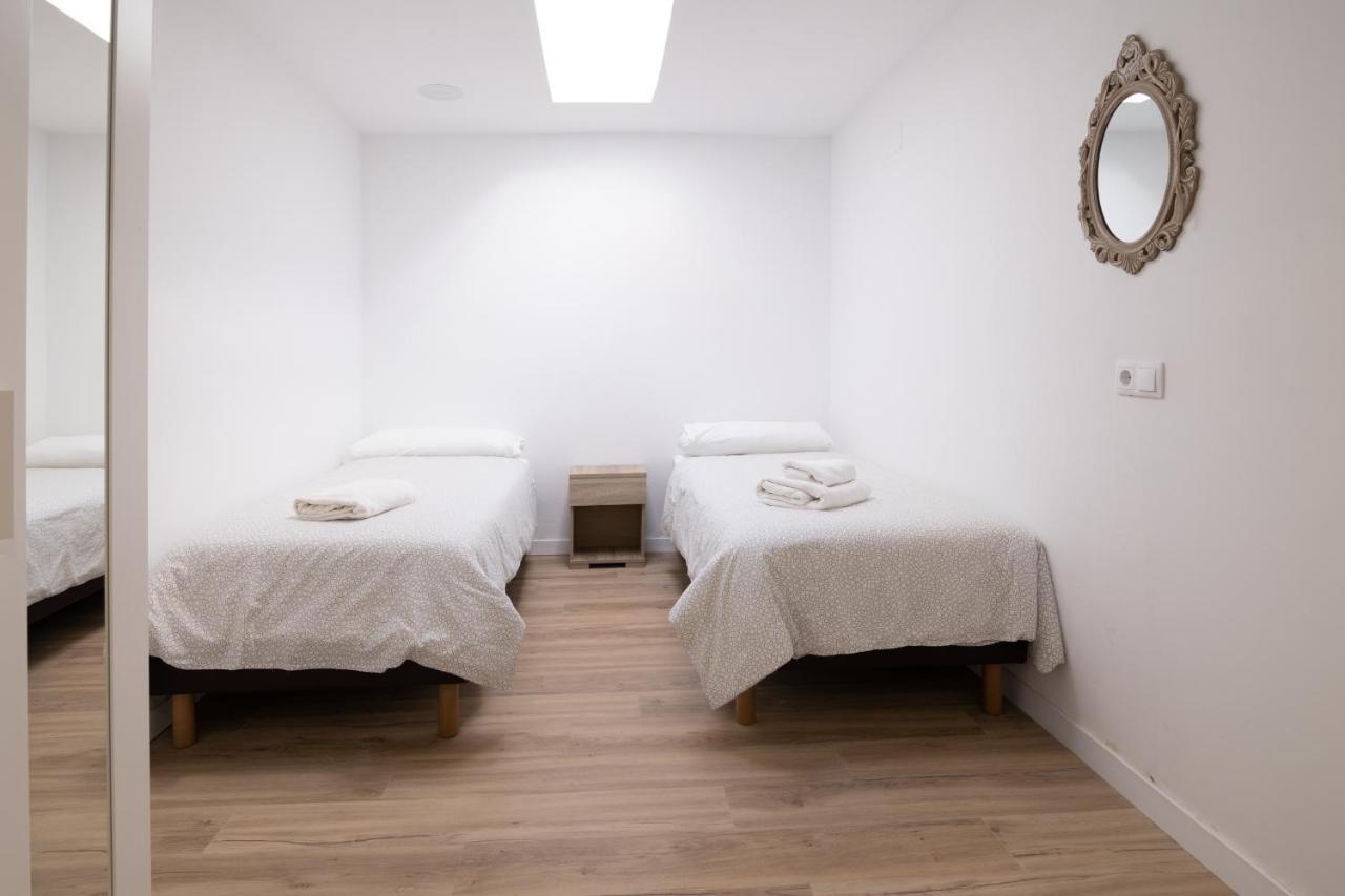 Villa Huerta 2, Paterna, Jacuzzi, Sauna Kültér fotó